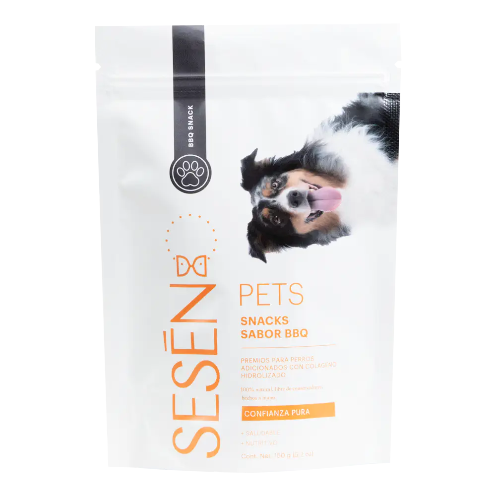 Empaque frontal de Sesen Pets snacks para perros sabor BBQ